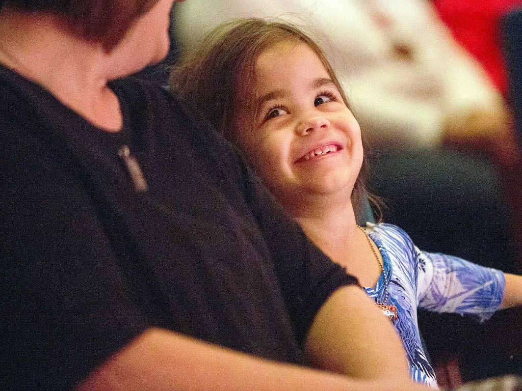 障害のある子に配慮された刺激の少ない演劇