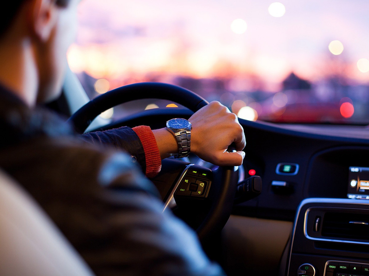 自閉症の若年ドライバーは違反や免許停止、事故の割合は低い