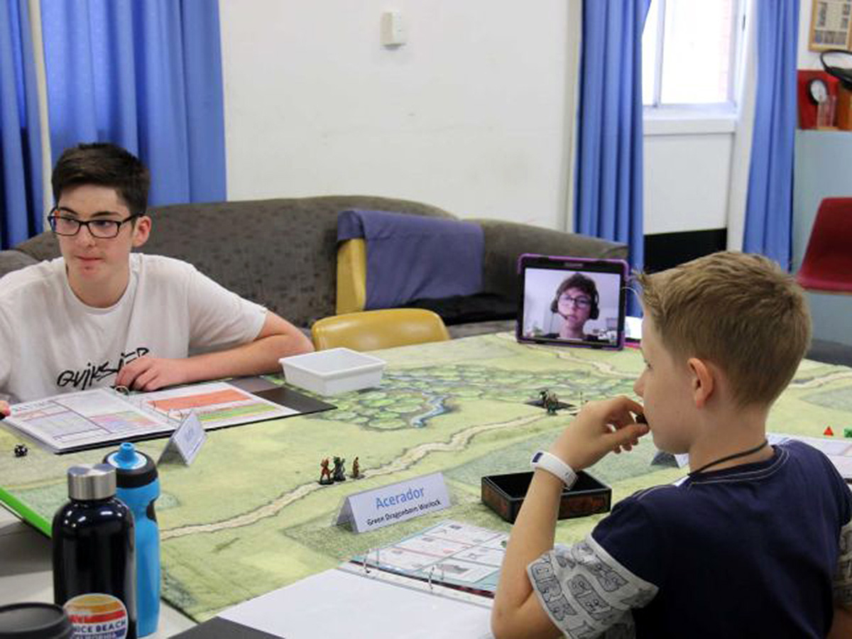 自閉症の子たちが楽しく学ぶインクルージョンRPGの取り組み