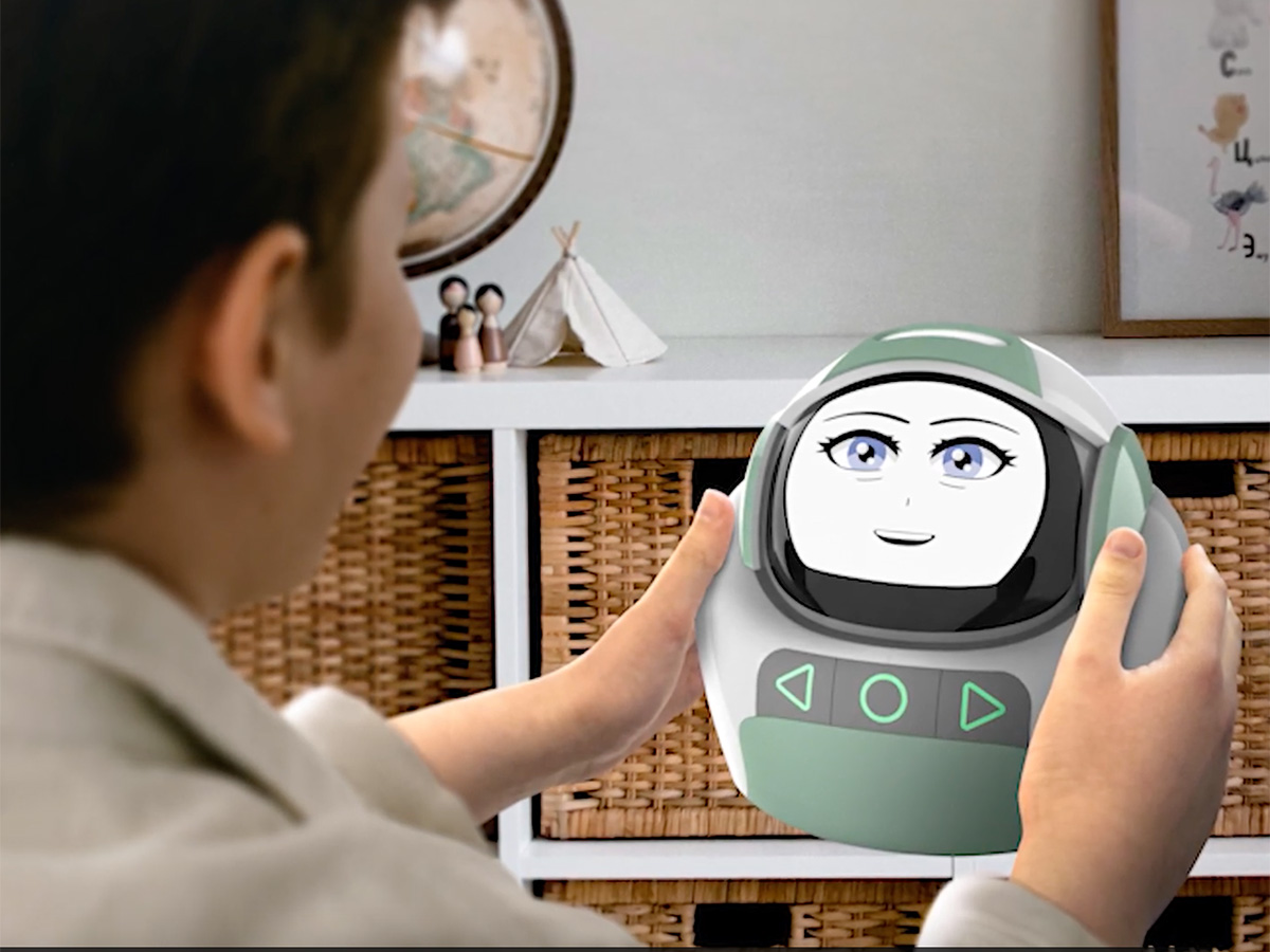 「私も苦労した」自閉症の青年が開発した感情を顔に出すロボット