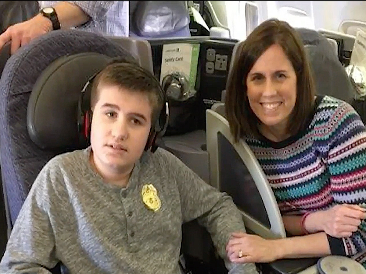 乗れなかった自閉症の子と家族がきっかけ。飛行機に乗る練習機会