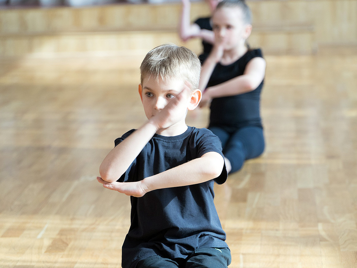 自閉症の子の「体の中」のテンポにあわせた音楽療育の可能性