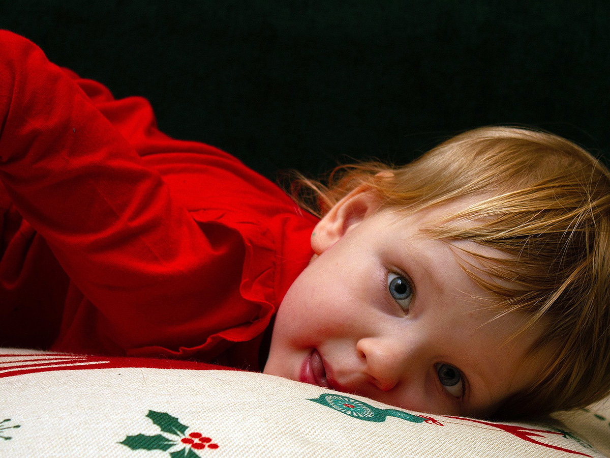 眠らない自閉症の子ども。規則正しい睡眠パターンの確立が重要